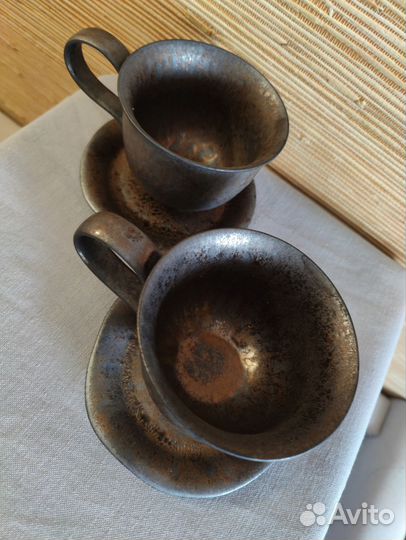 Пара керамических чашек