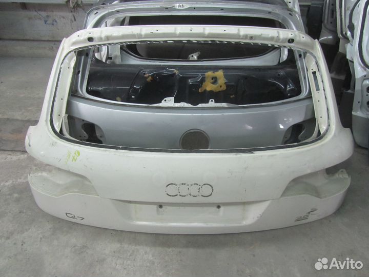 Крышка дверь багажника ауди audi Q7