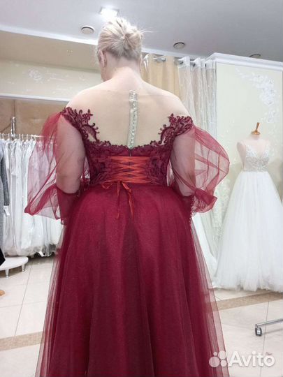 Вечернее платье на выпускной 52 54