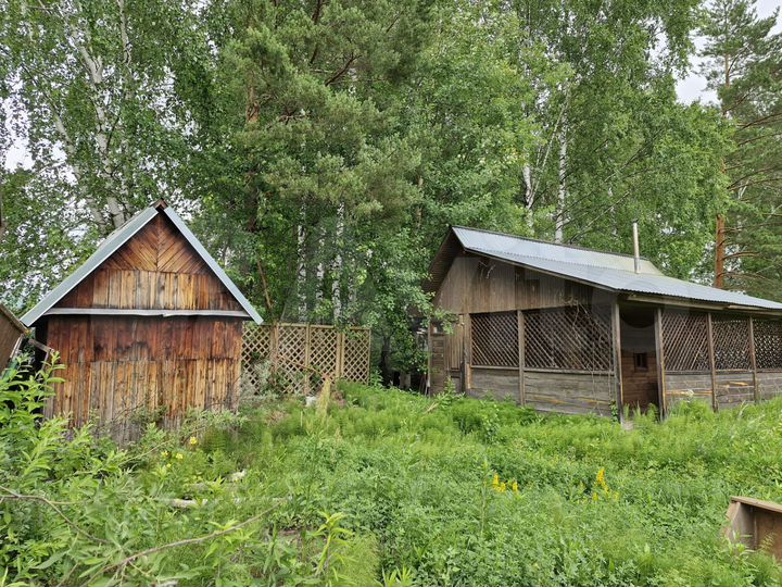 Дача 33 м² на участке 3 сот.