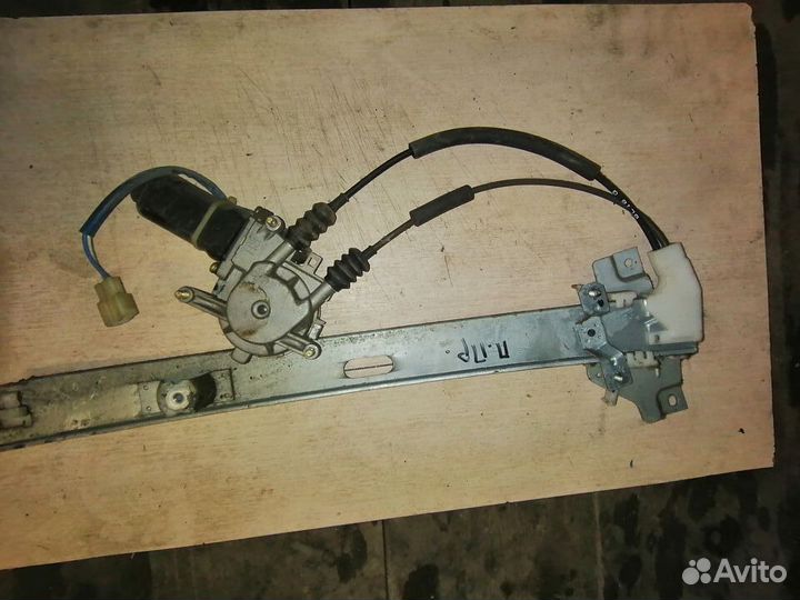 Стеклоподъемник Передний правый киа Кларус