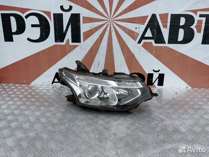 Фара правая ксенон Mitsubishi Outlander 3 GF