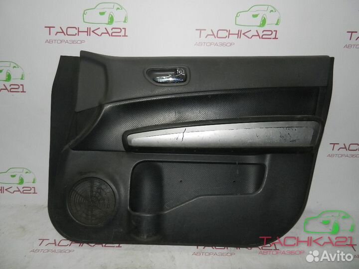 Обшивка двери передней правой nissan X-Trail T31