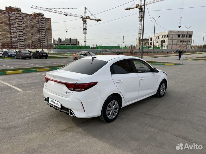 Kia Rio 1.6 AT, 2021, 8 135 км