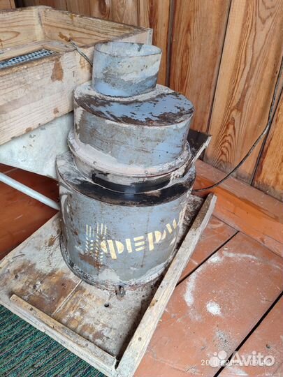 Зернодробилка бу 