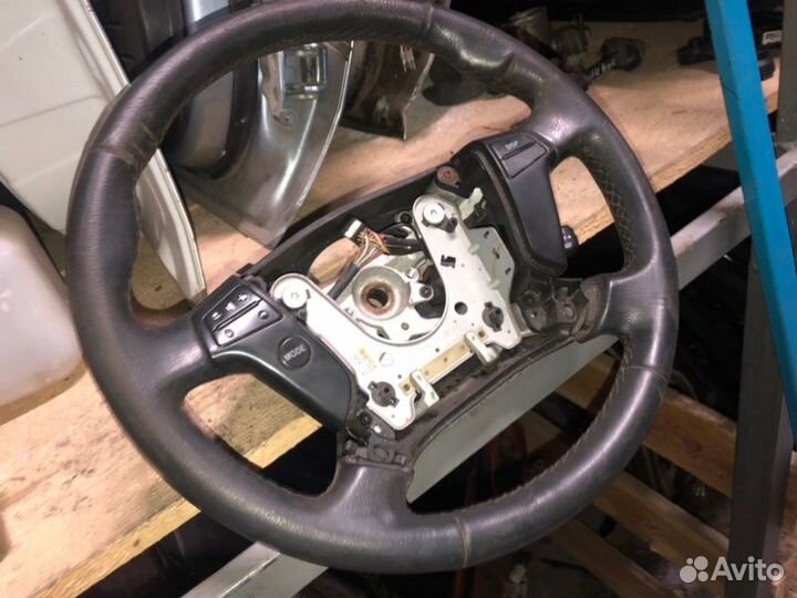 Руль Toyota Avensis T250
