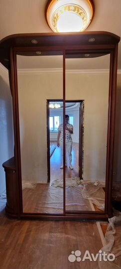 Прихожая из массива бу