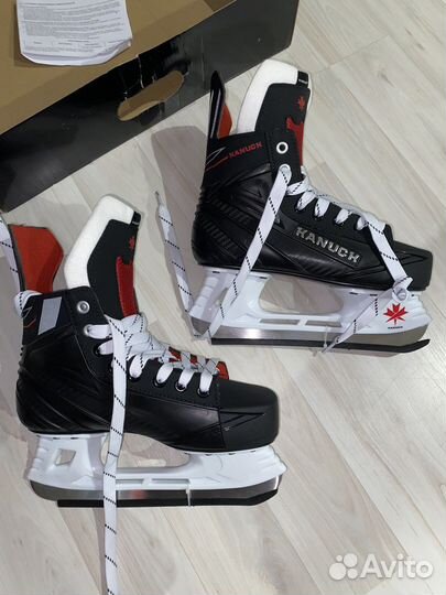 Коньки хоккейные