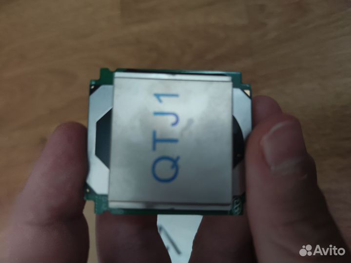 Intel core i9 9900k (qtj1) - мутант