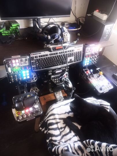 Продаю комплект Virpil Controls