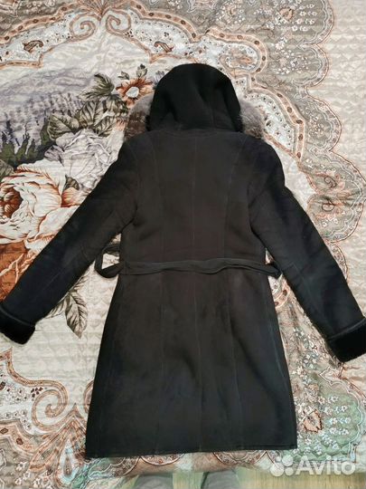 Дубленка натуральная женская с капюшоном