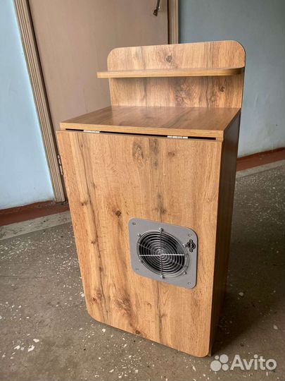 Маникюрный стол складной бу