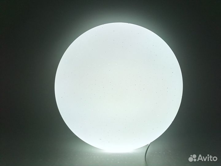 Светильник потолочный светодиодный