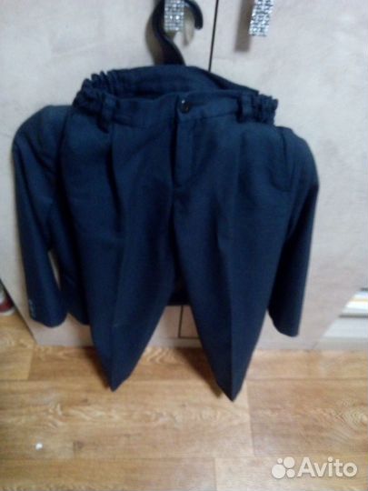 Школьный костюм