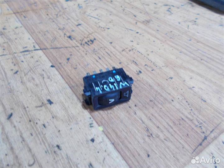 Кнопка Mercedes Benz W140 1991-1999