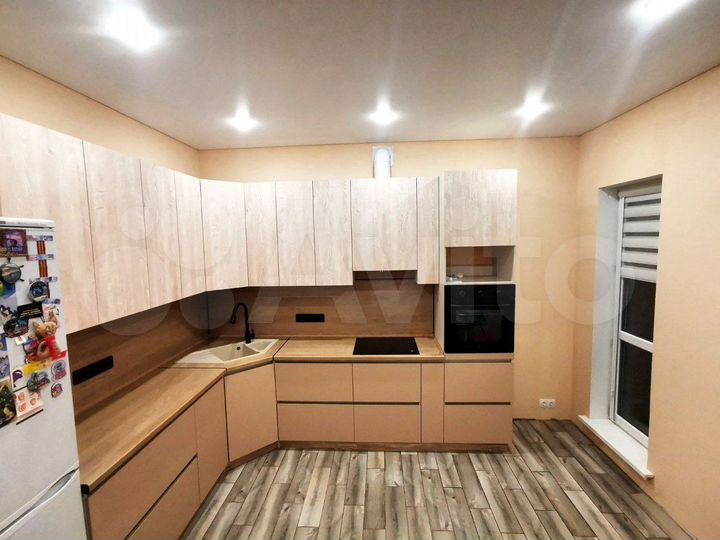 Дом 102 м² на участке 6 сот.