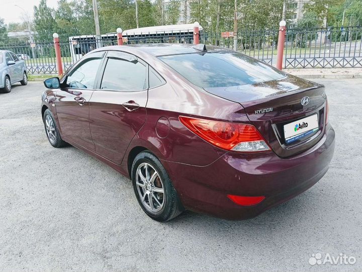 Hyundai Solaris 1.4 МТ, 2011, 117 500 км