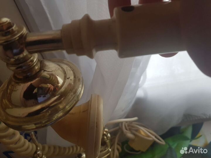 Старинный телефон аппарат СССР