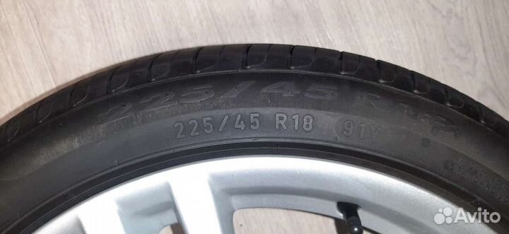 Pirelli Cinturato P7 225/45 R18 91Y