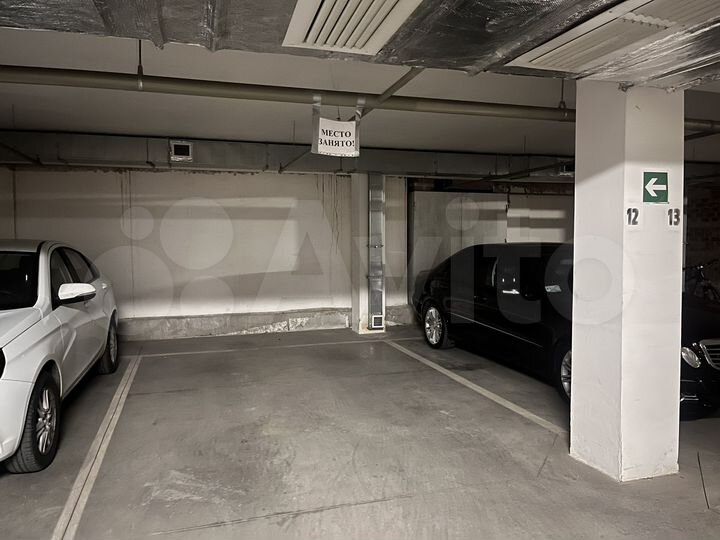 Машиноместо, 18 м²