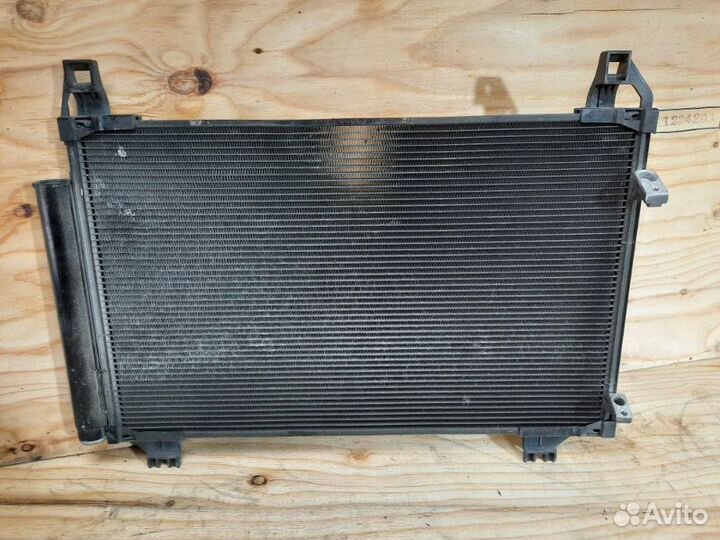Радиатор кондиционера Toyota Vitz KSP90 1krfe 2005