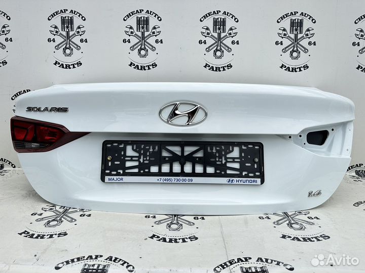 Белая крышка багажника Hyundai Solaris 2 Оригинал
