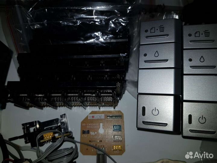 Запчасти на принтера epson форма А3+ Отличное сост
