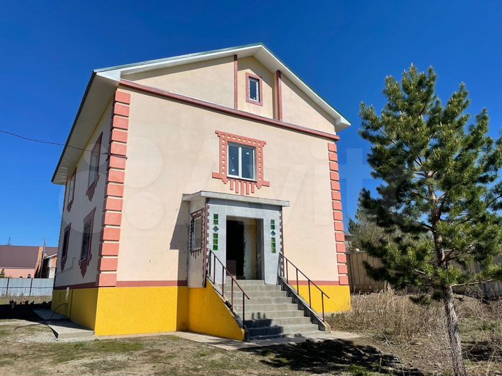 Дом 280 м² на участке 39 сот.