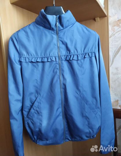 Ветровка для девочки