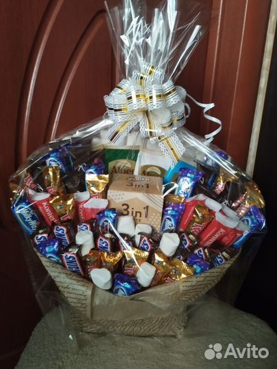 Составление сладких букетов