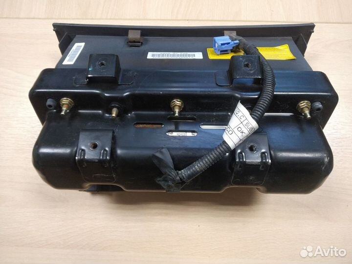 Подушка безопасности (Airbag) Kia Carnival 1998