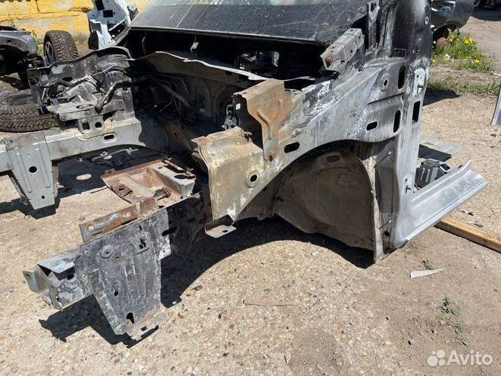 Четверть передняя левая Renault Dokker