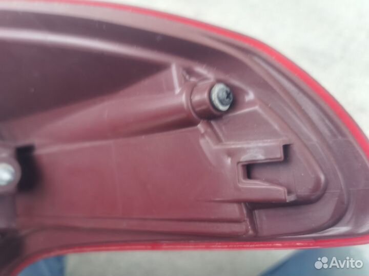 Фонарь задний правый toyota RAV4. Оригинал