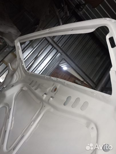 Капот мерседес w210-классик,цвет перламутр-белый