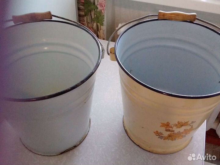 Ведро эмалиров