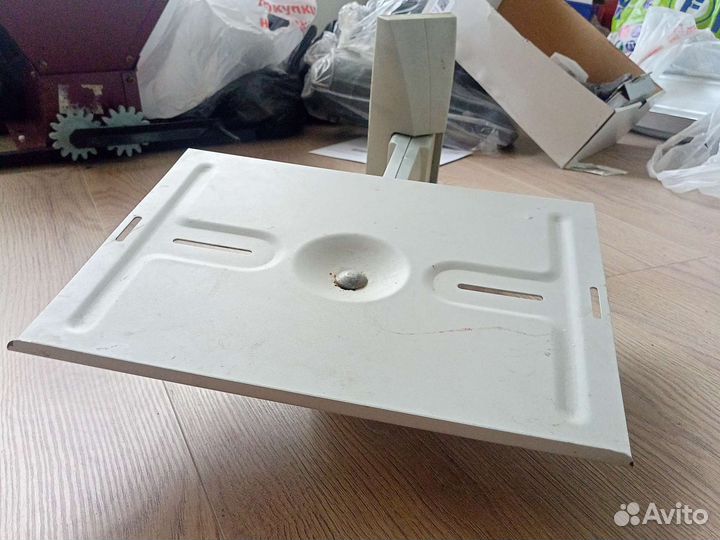 Кронштейн для телевизора для микроволновки