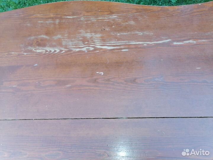 Кухонный стол