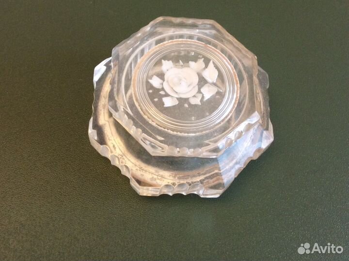 Пудреница СССР 1950— е годы