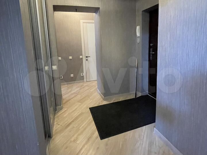 2-к. квартира, 62 м², 9/9 эт.