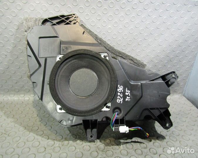 Hyundai ix35 Сабвуфер