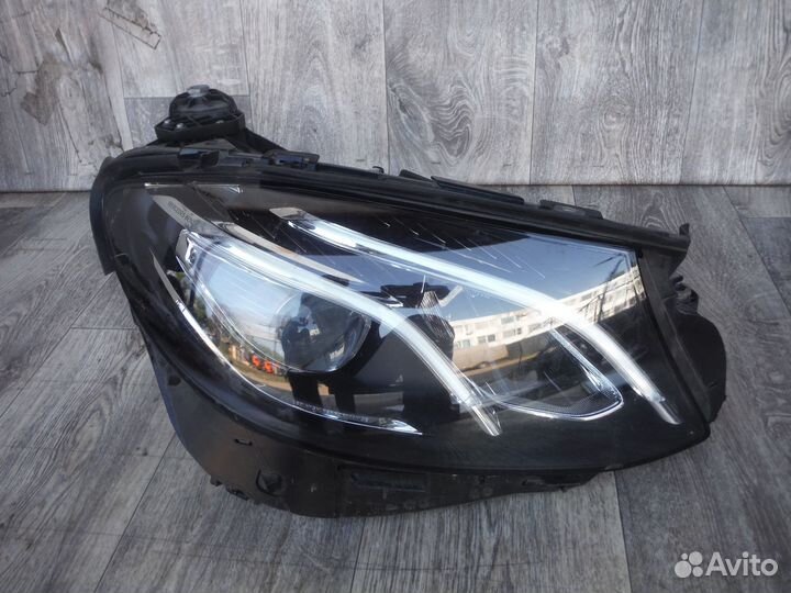 Фара правая (№31) Mercedes E W213 2018