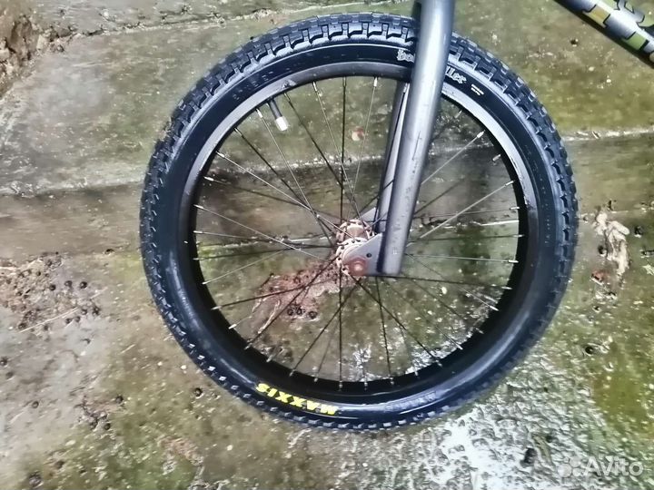 Трюковой велосипед bmx