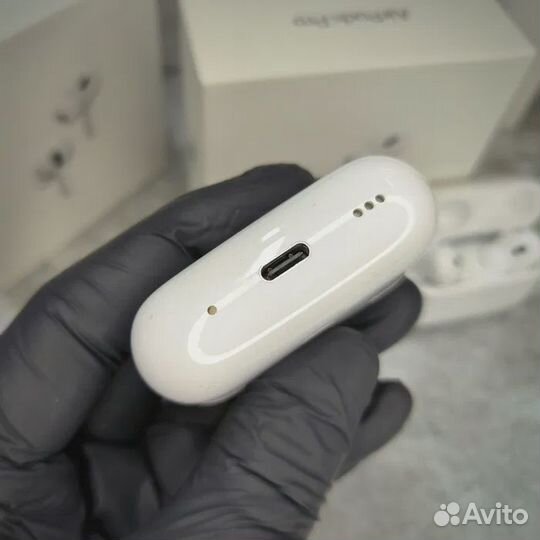 AirPods Pro Gen 2 с Type-C 2024