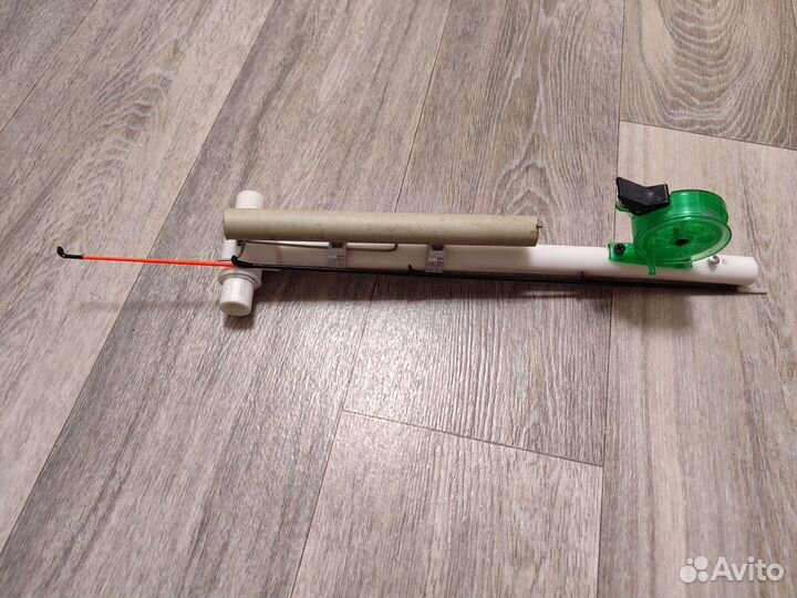 Удочку самоподсекающая зимняя