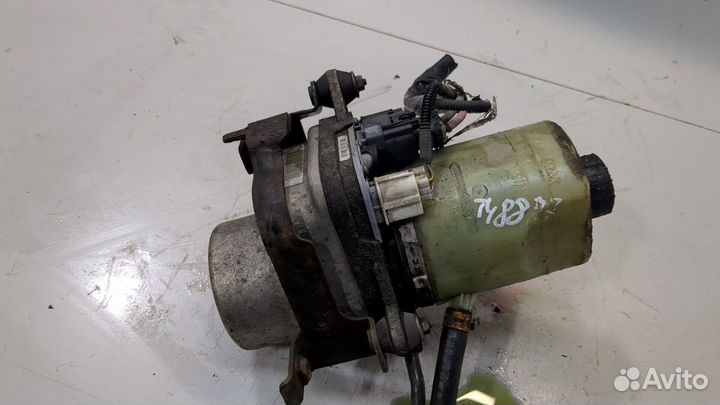 Насос усилителя руля Ford Kuga