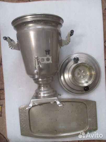 Самовар с подстаканниками