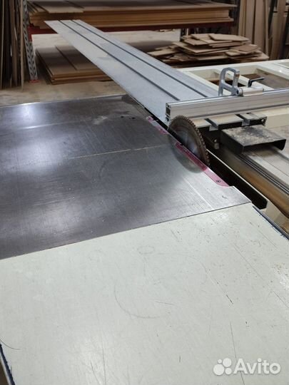 Столяр распиловщик в столярный цех