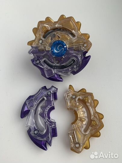Волчок beyblade