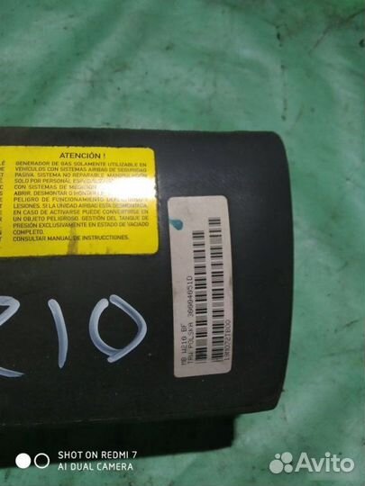 Подушка безопасности Mercedes-Benz