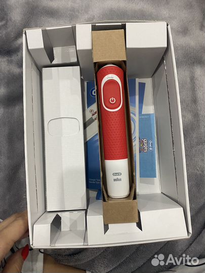 Зубная щетка oral b новая детская